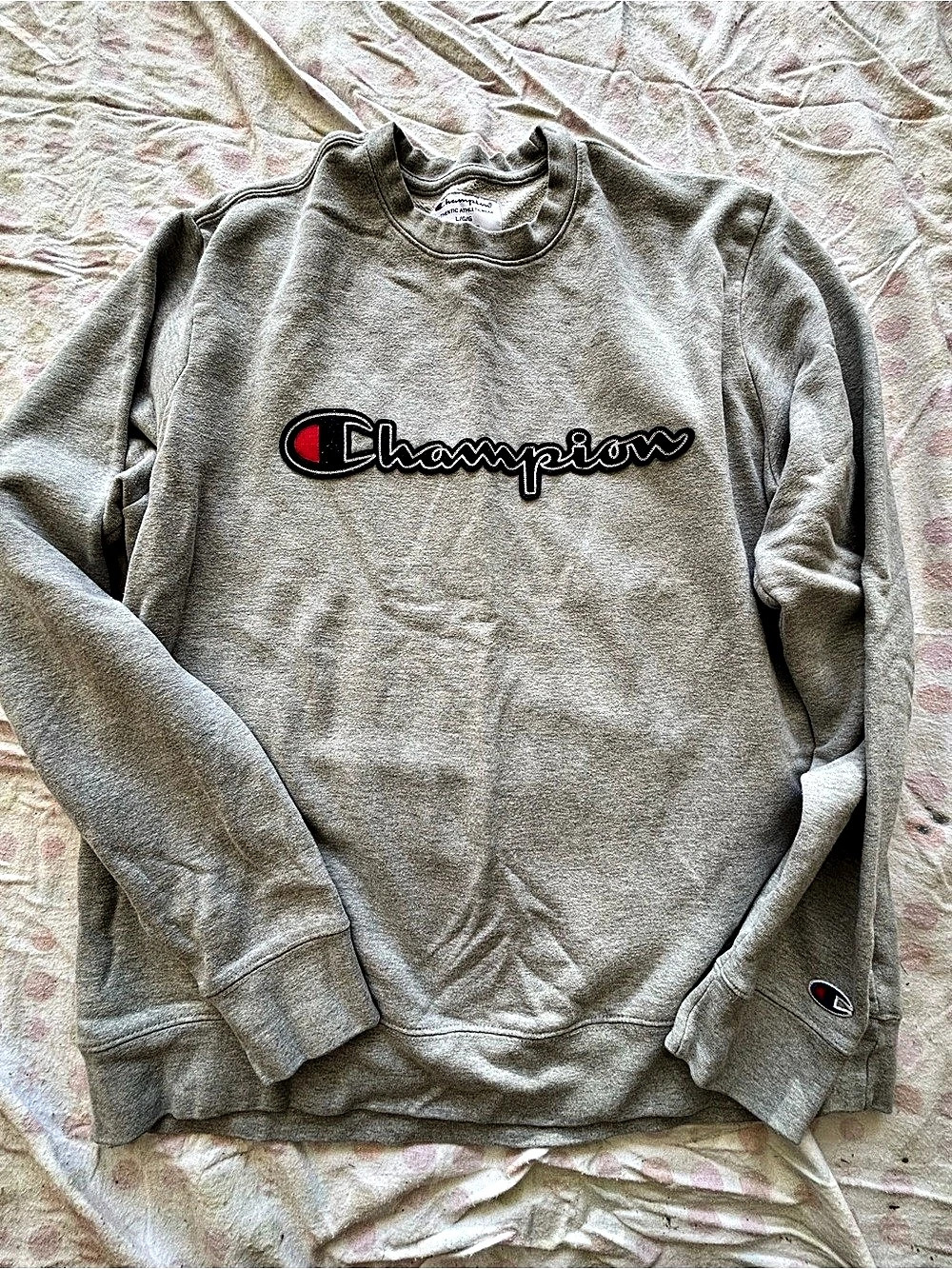 Champion Script Logo Crewneck Sweatshirt Gray